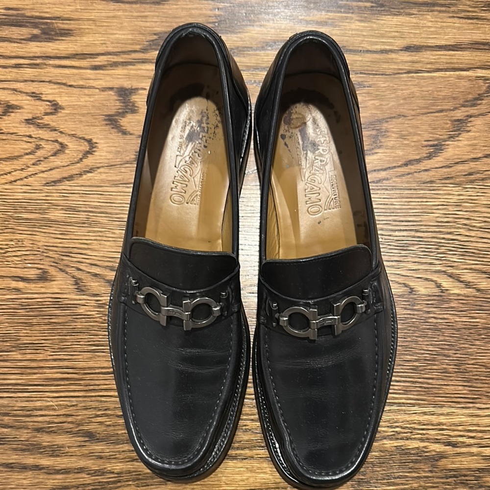 Salvatore Ferragamo Men's Black Loafers size 9D